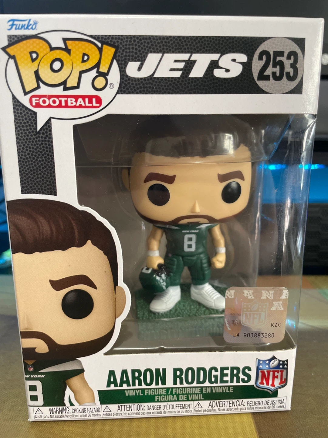Funko Pop! Football Aaron Rodgers #253 Vinyl Figure - photo 3
