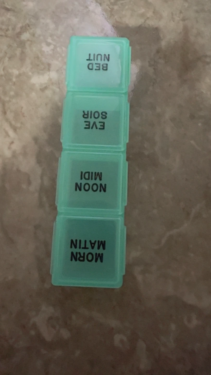 ⚽ Travel Pill Organizer Case