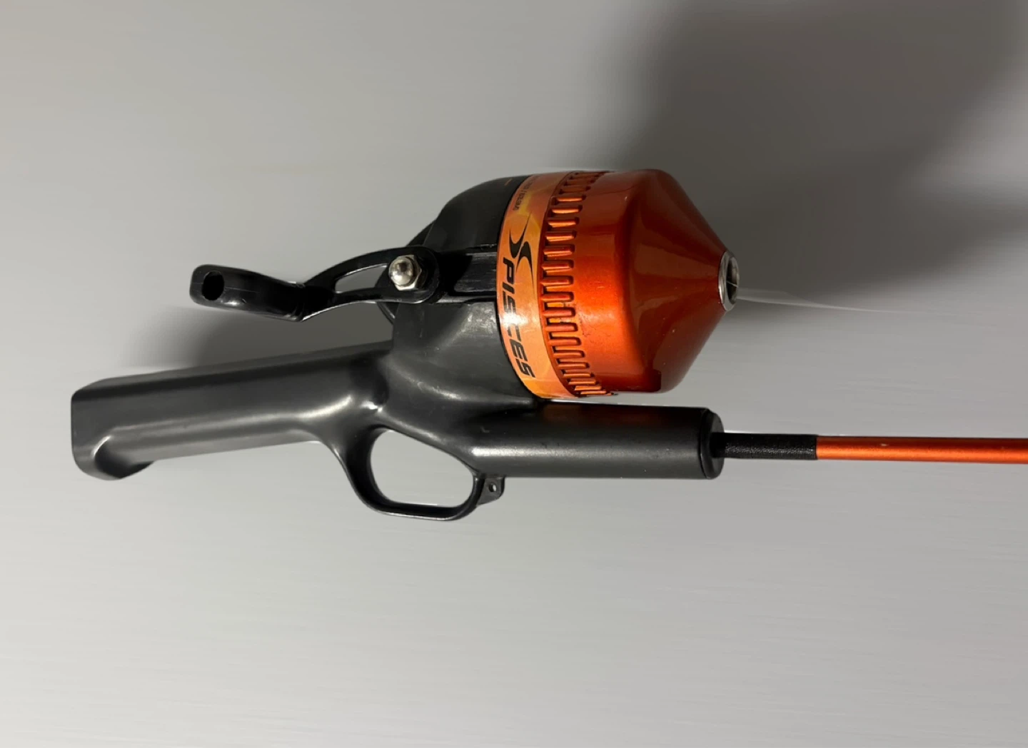 Kids Spincast Fishing Rod and Reel Combo - photo 4