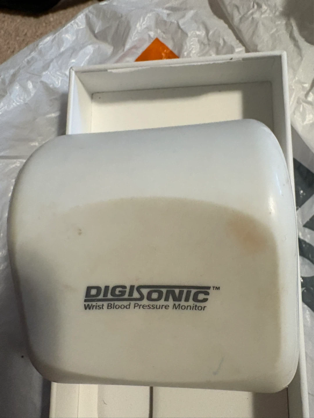 Digis ​​o​​n​i​​c Wrist Blood Pressure Monitor - photo 3