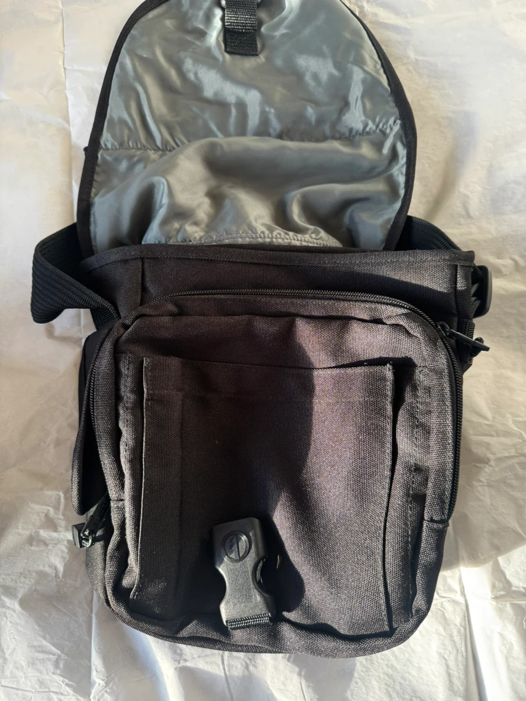 ⚽️Tamrac Black Messenger Camera Bag - photo 3