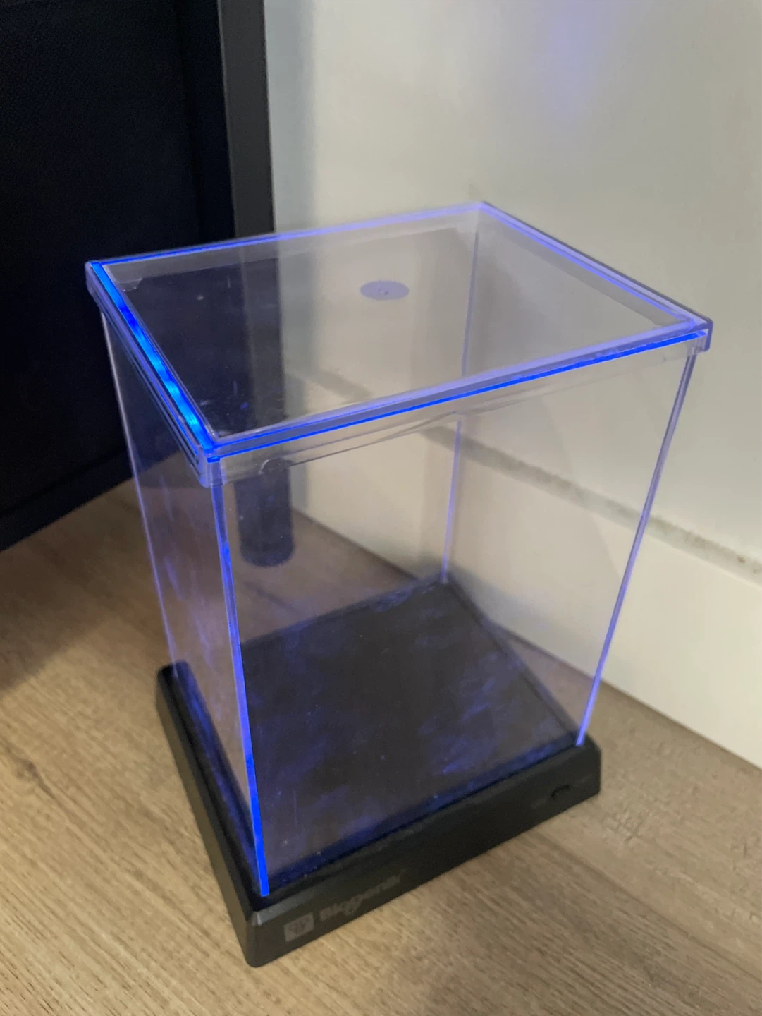 Biogennik Display Case with LED Lights - photo 3