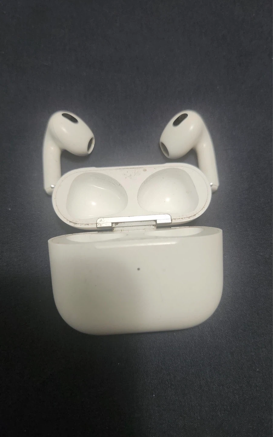 Apple AirPods Pro (1st Gen) Wireless Earbuds
