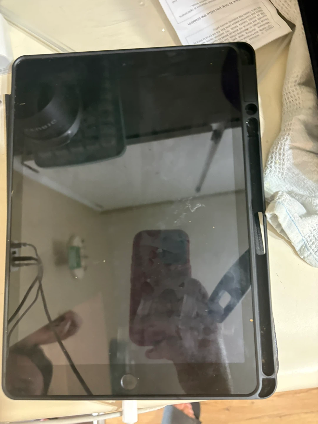 I pad 8th gen - photo 2