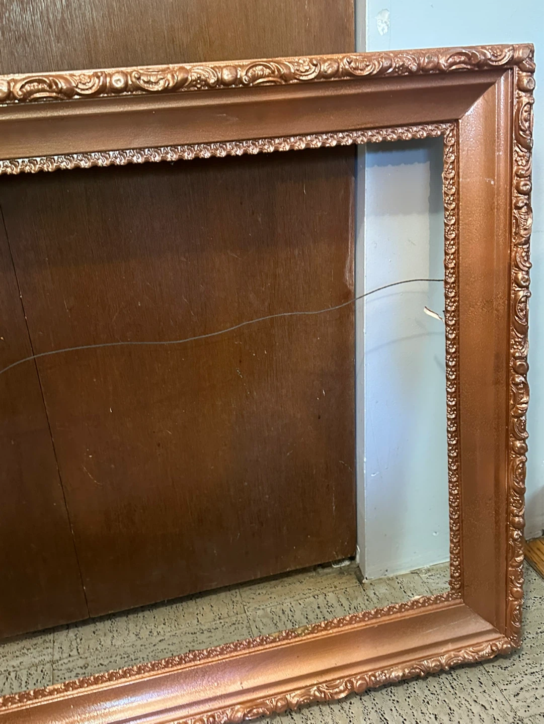 Huge 19thC Baroque Gold Gesso Picture Frame - photo 4