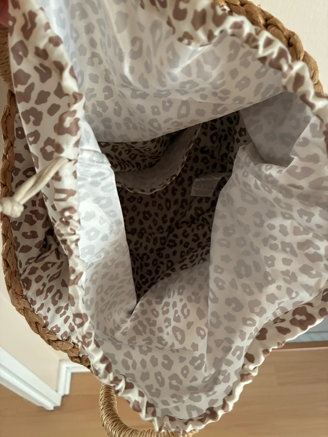 Justfab-soft paper Straw Tote Bag with Leopard Print Lining - photo 3