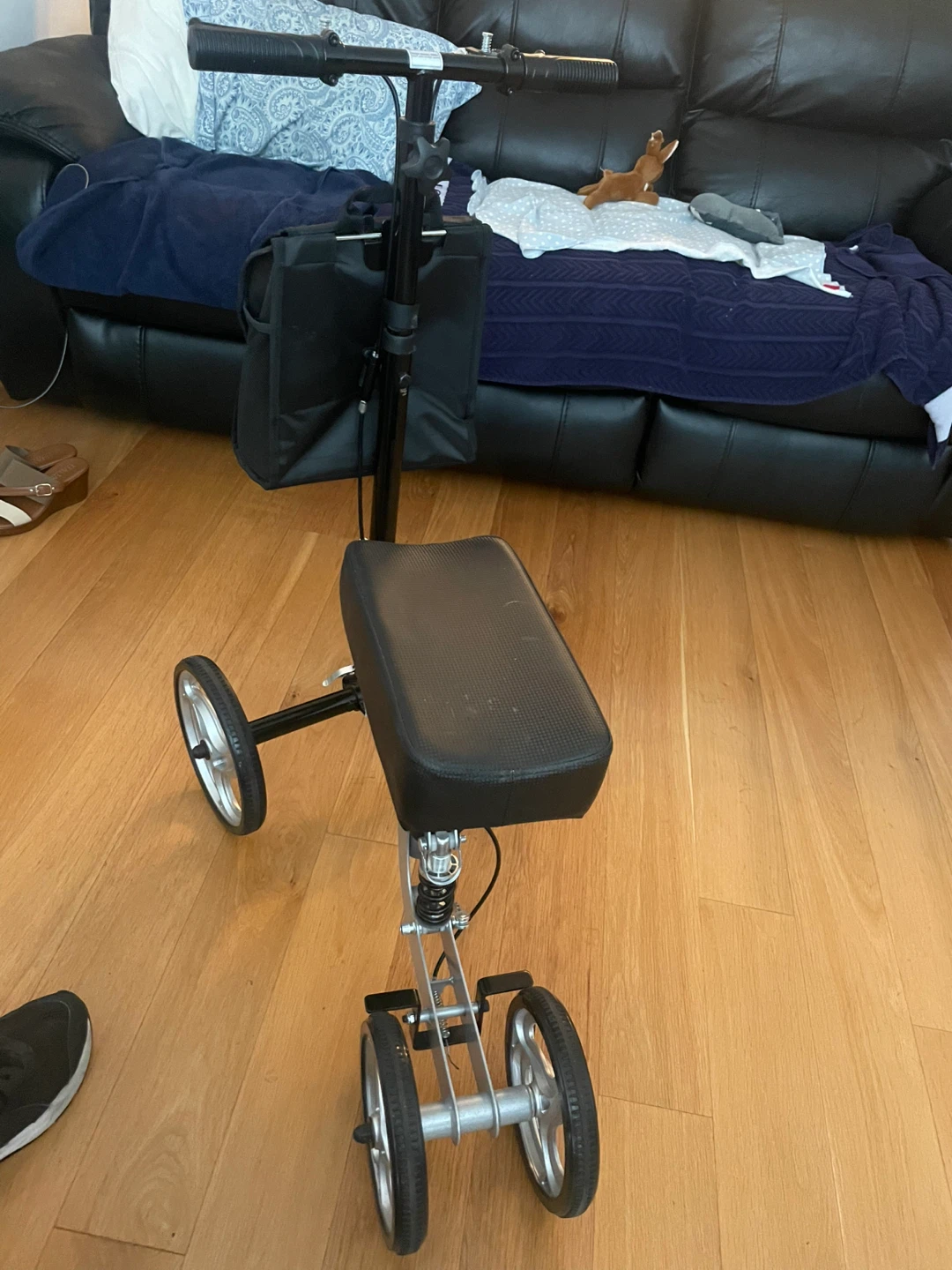 ELENKER Knee Scooter deluxe with shock absorbers Walker - photo 3