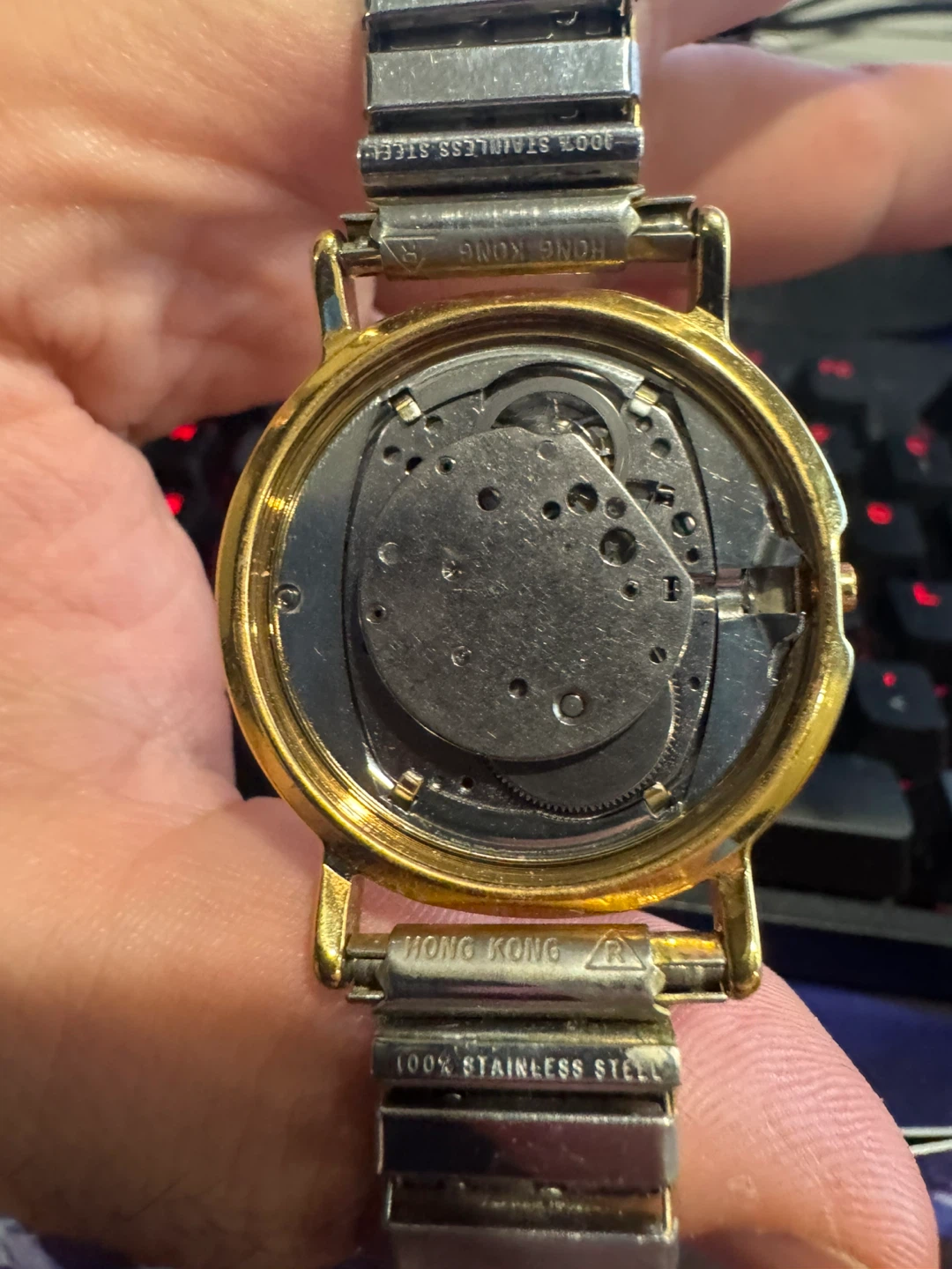 Vintage Gold Tone Mechanical Timex 70s Era - photo 2