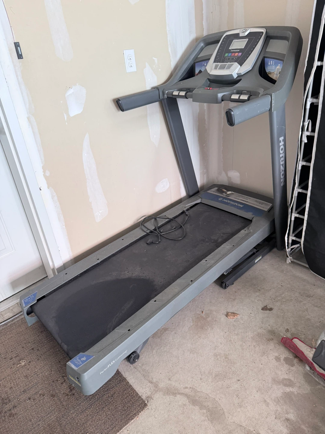 Treadmill - photo 2