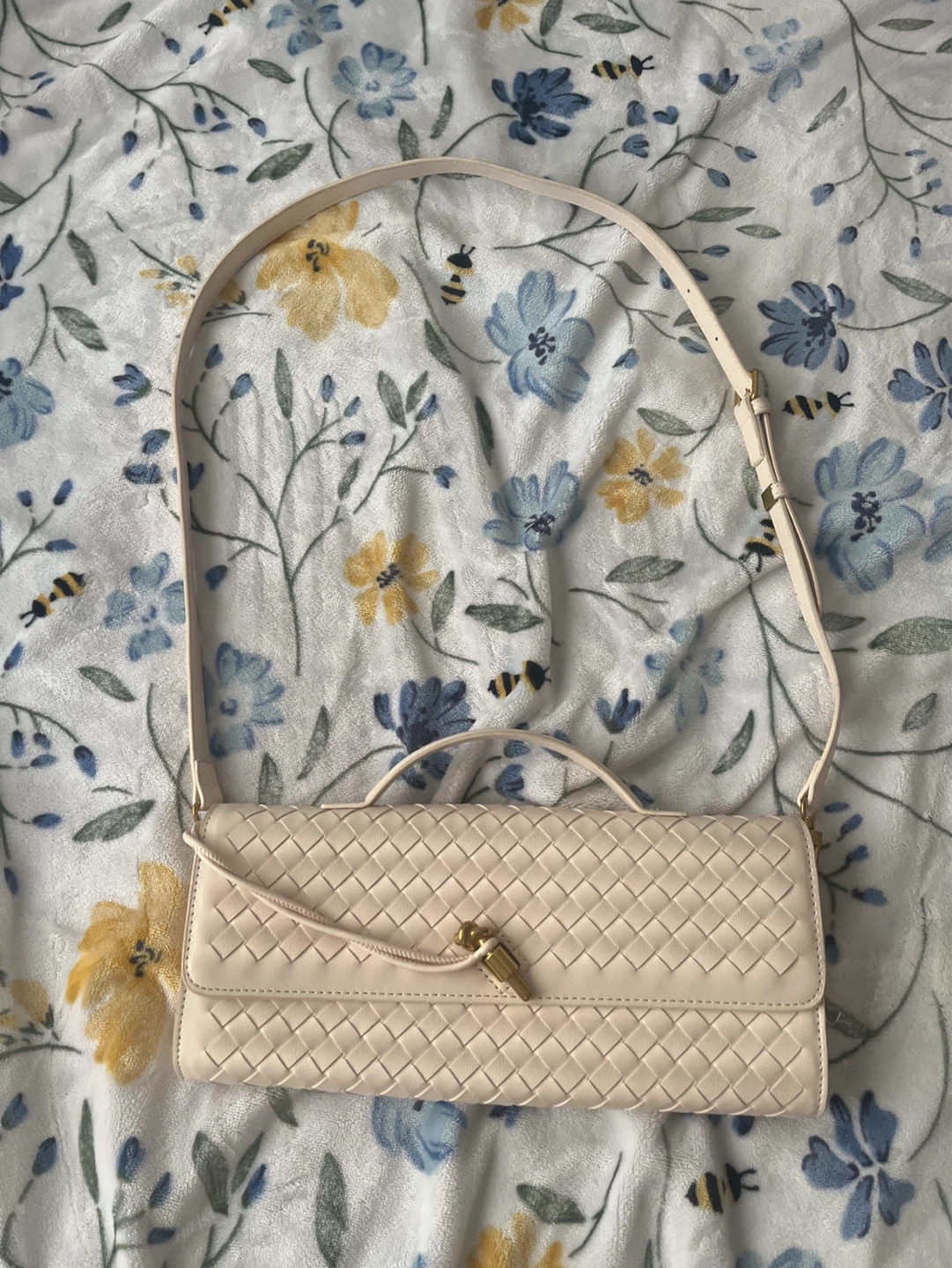 Cream Woven Clutch/Shoulder Bag