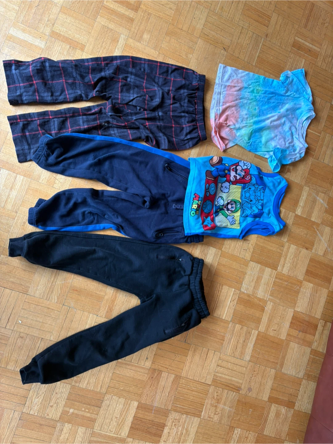 Kids clothes size 6