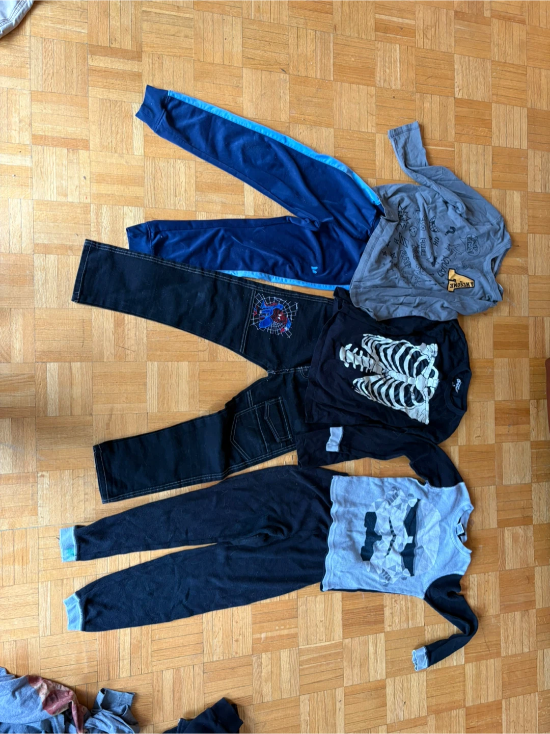 Kids clothes size 7/8