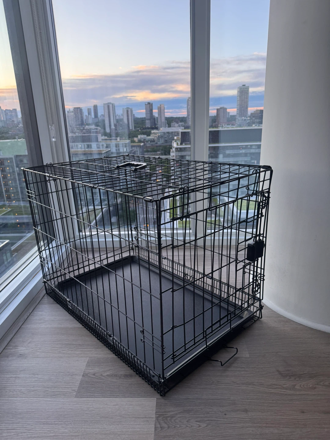 Black Metal Dog Crate with Tray - photo 5
