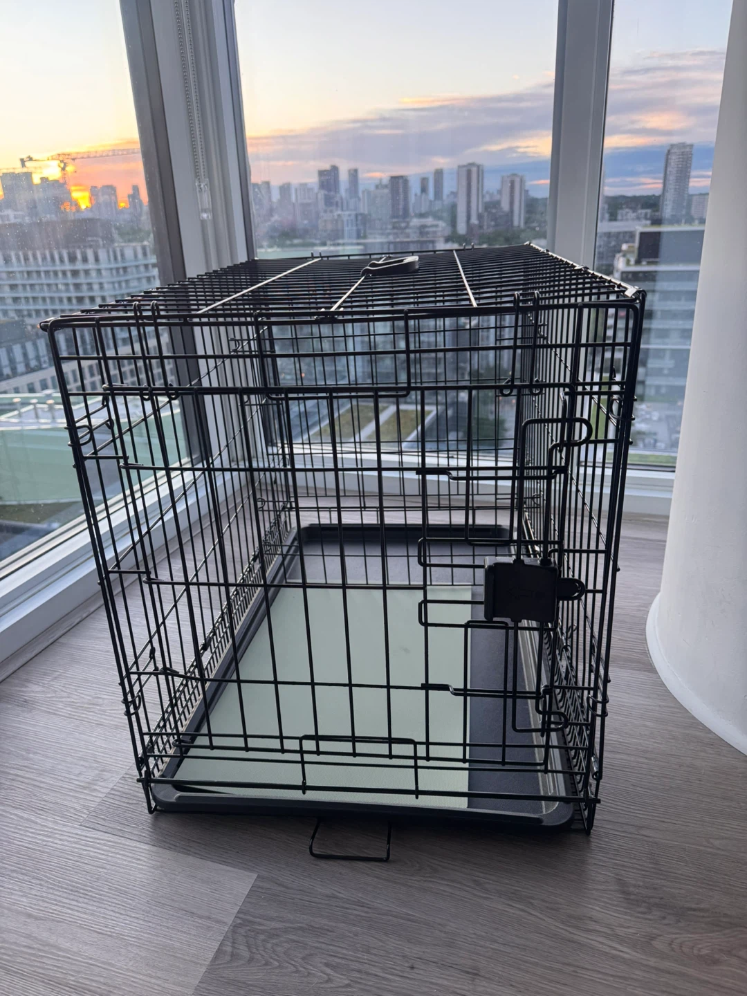 Black Metal Dog Crate with Tray - photo 4