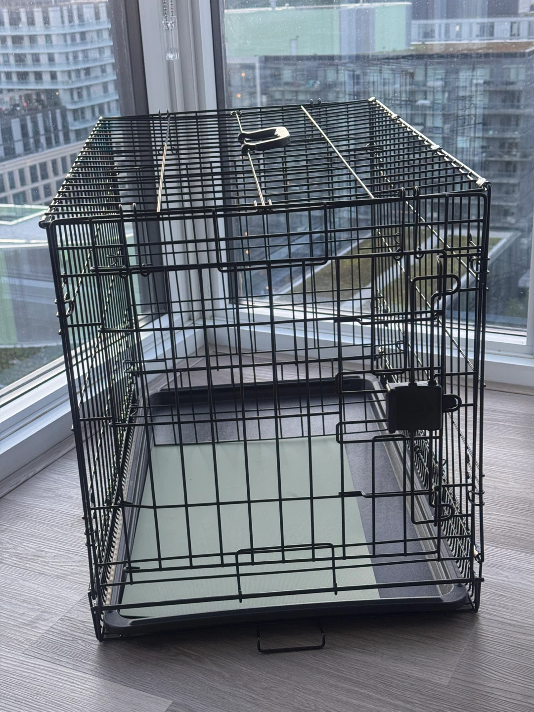 Black Metal Dog Crate with Tray
