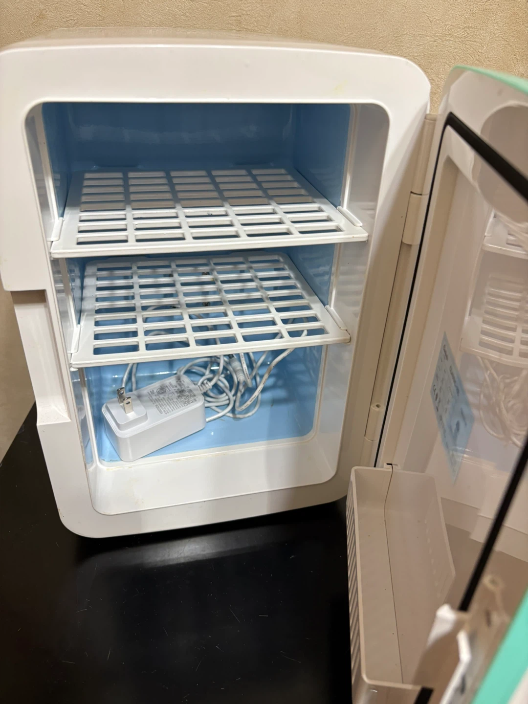 Cooluli Mini Fridge - photo 3