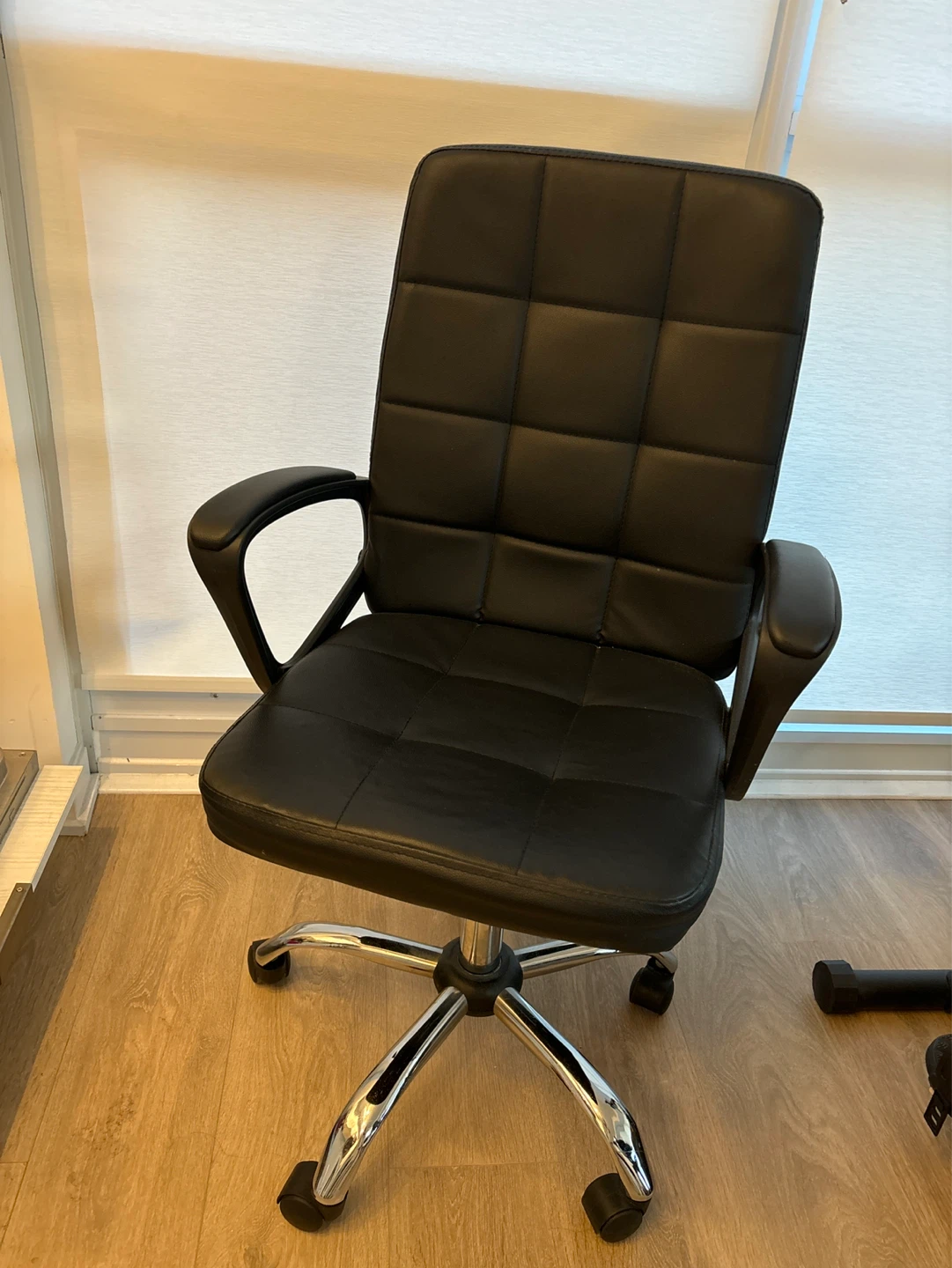 [move out sale] Black Faux Leather Office Chair