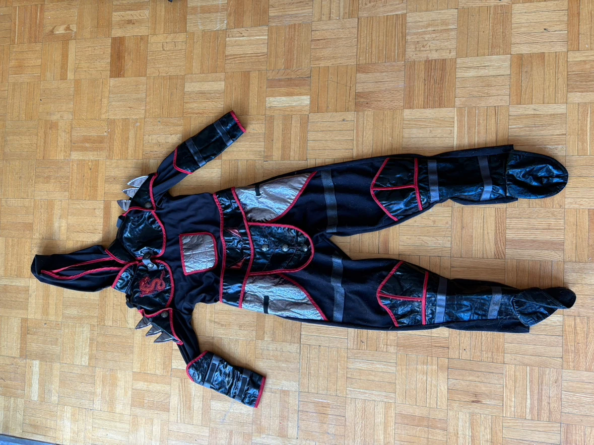 Child's ninja costume size 7/8 - photo 3