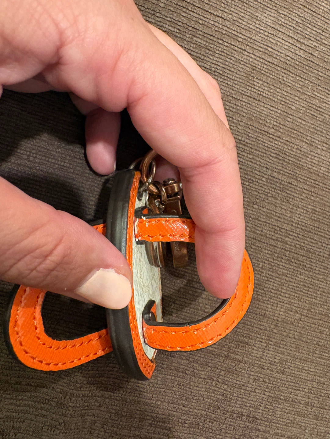 Calvin Klein Orange and Cream Bag Tote Keychain - photo 3
