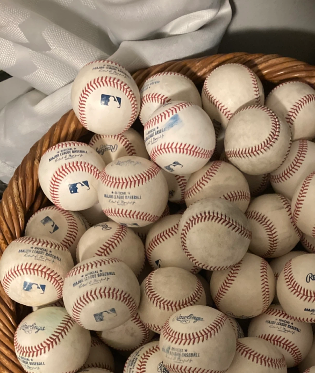 Rawlings Official Major League Baseballs