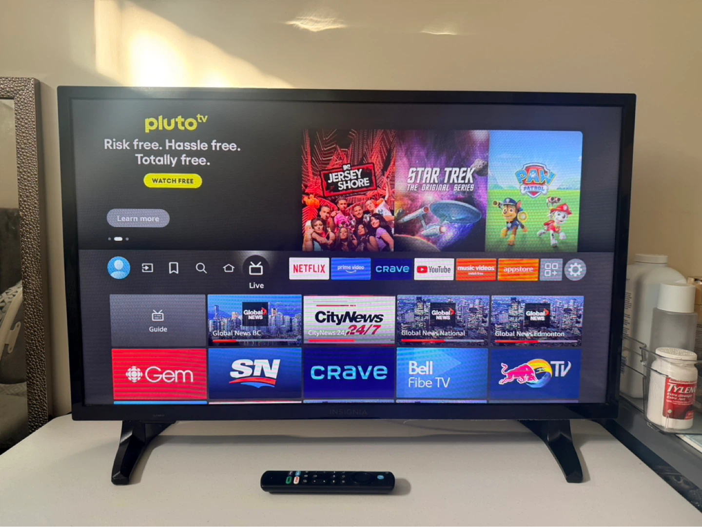 32” Insignia Smart  Fire TV - photo 5