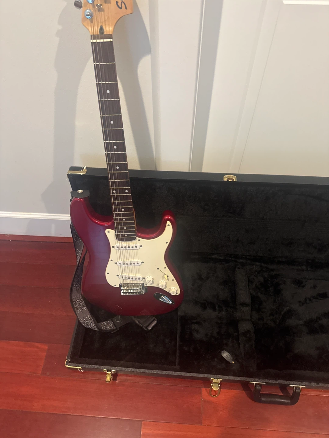 Squier Stratocaster Electric Guitar with Hard Case