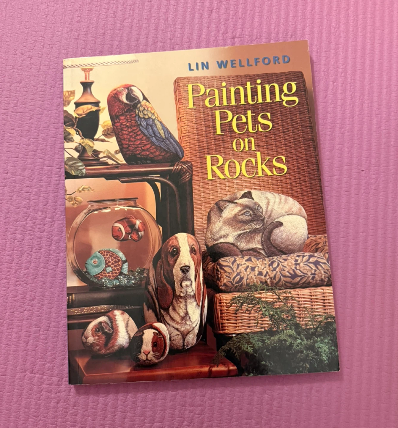 NEW⚽️Painting Pets on Rocks Book by Lin Wellford