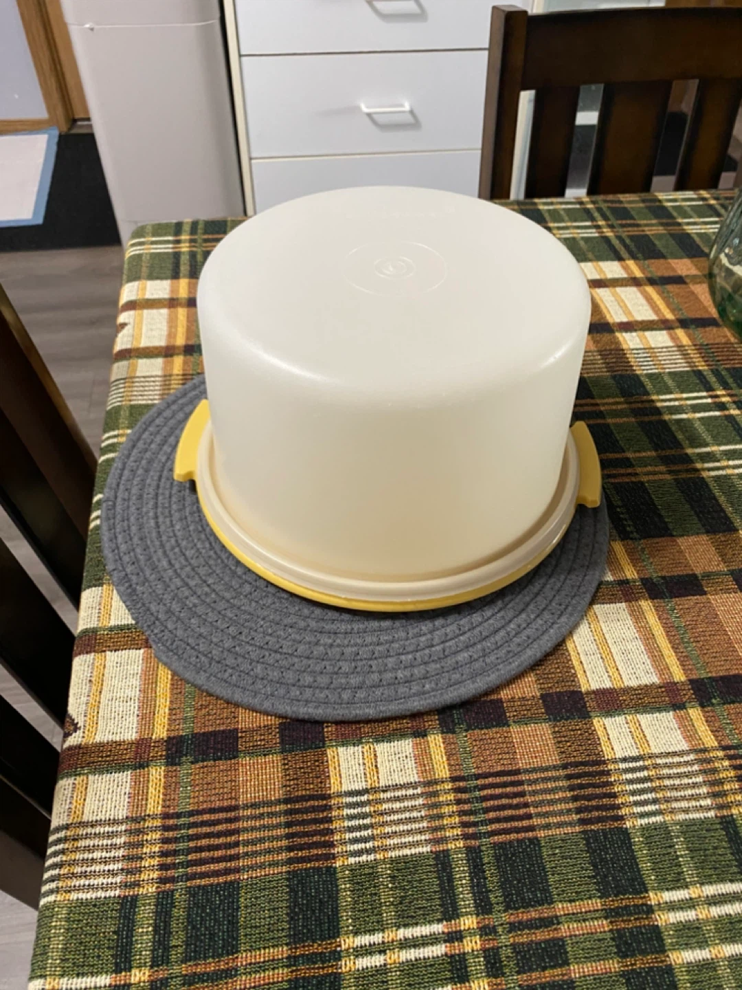 Tupperware cake carrier(vintage)⚽️