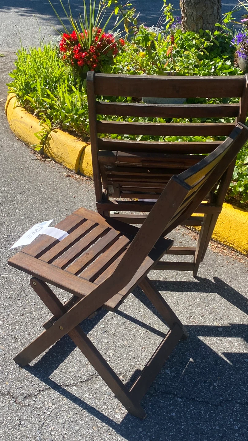 Wooden Folding Chairs (Set of 2) - photo 5