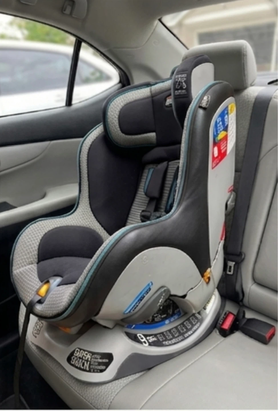 Chicco NextFit Convertible Car Seat - photo 5