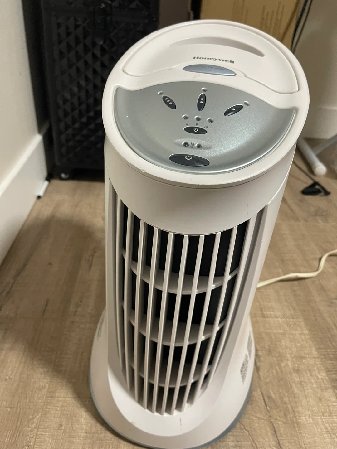 Honeywell Air Purifier (Model HFD-015C) - photo 2