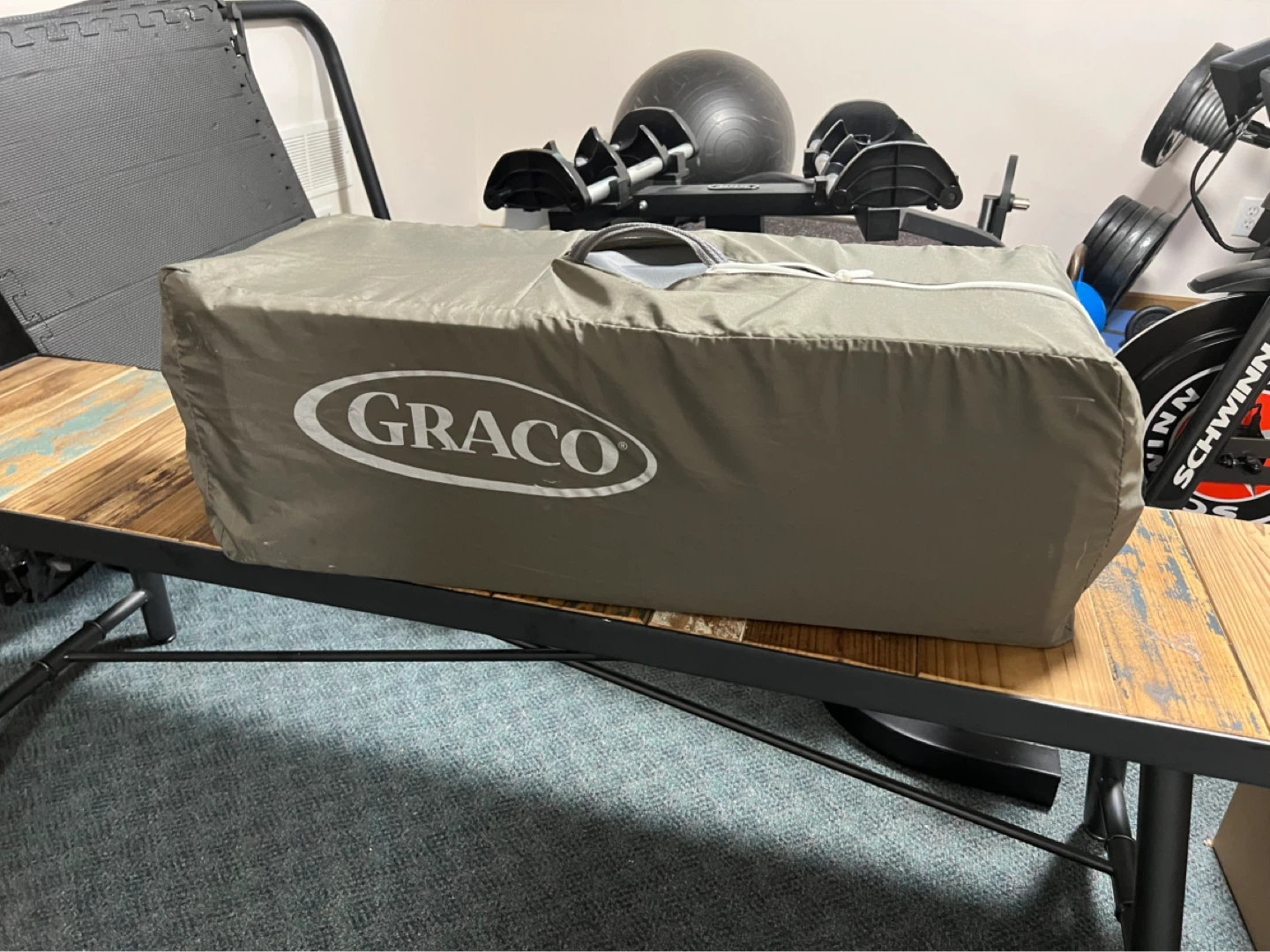 Graco Pack 'n Play - photo 2