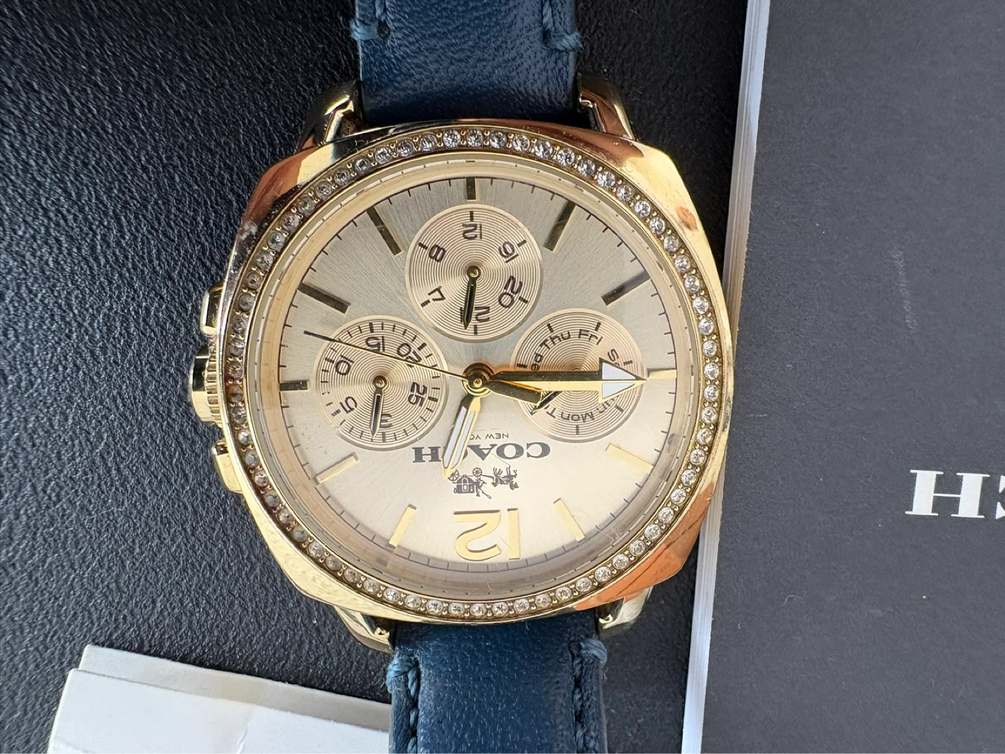 Bundle of Women's Designer Watches - photo 5