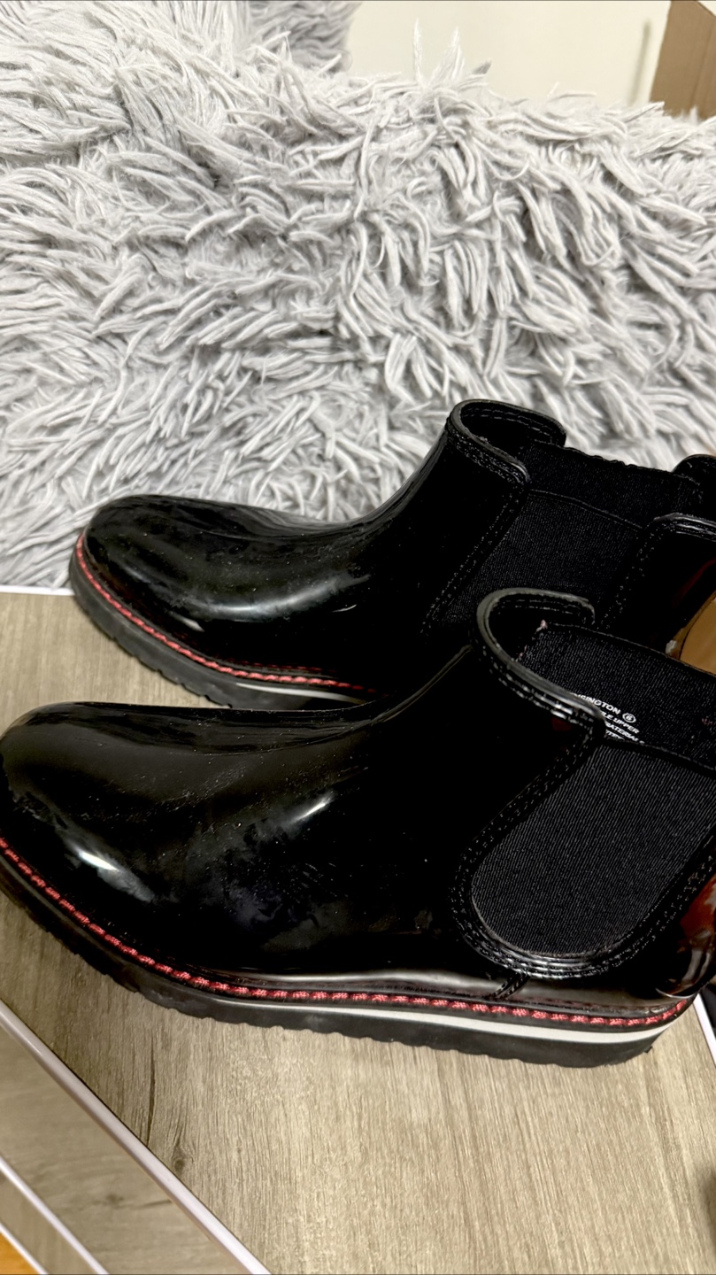 Black Shiny Chelsea Rain Boots - photo 3