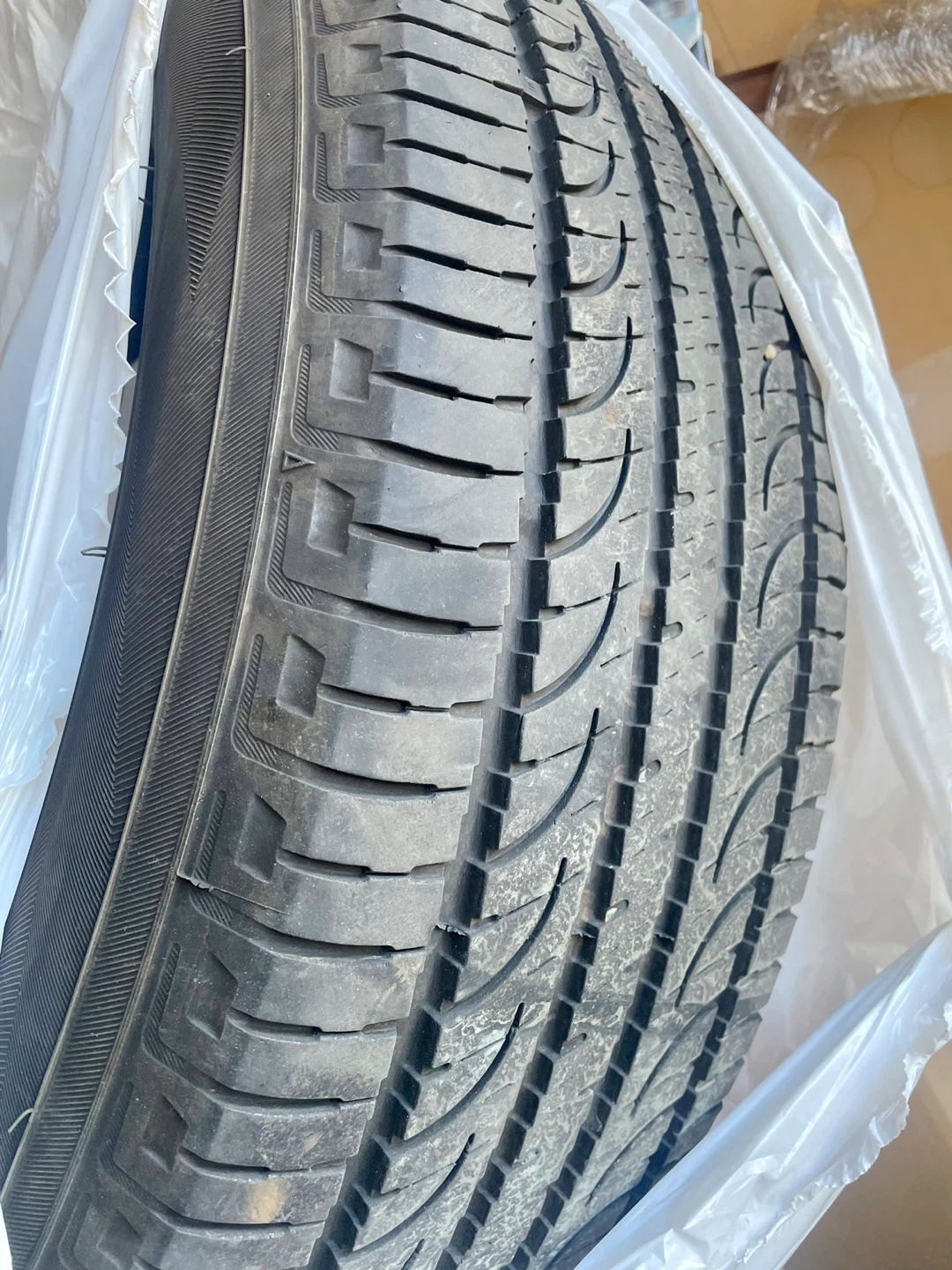 Yokohama Geolandar Tire set 235/60R18 107V - photo 5