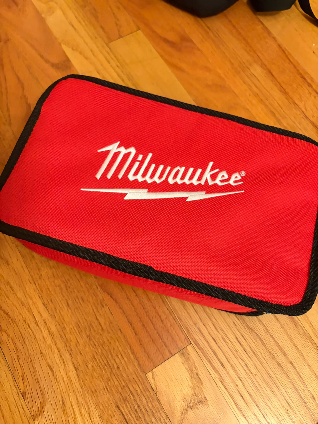 Milwaukee M12 Cordless Drill Set with Charger and Batteries - photo 2