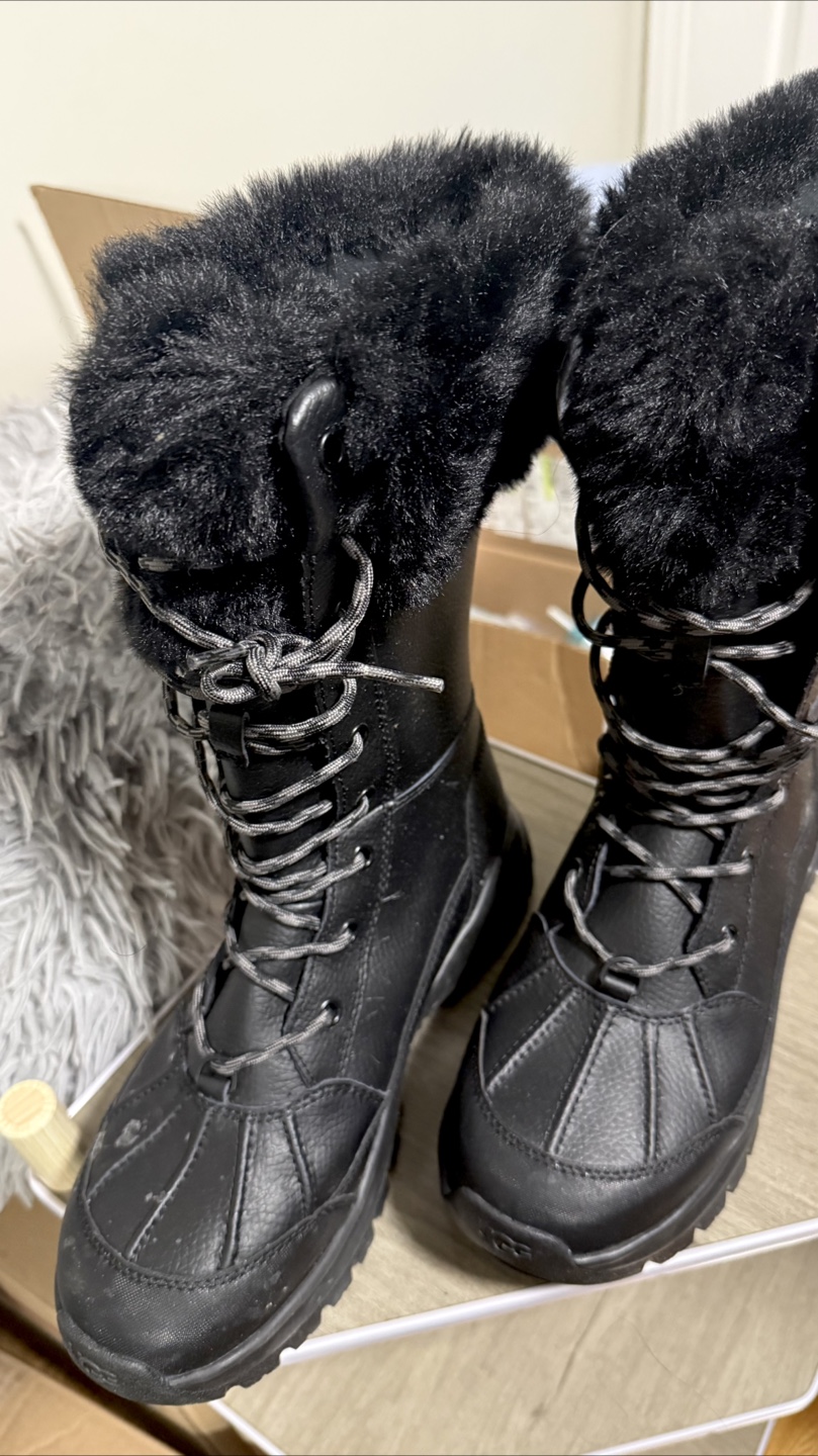 Black UGG Winter Boots with Fur Trim - photo 4