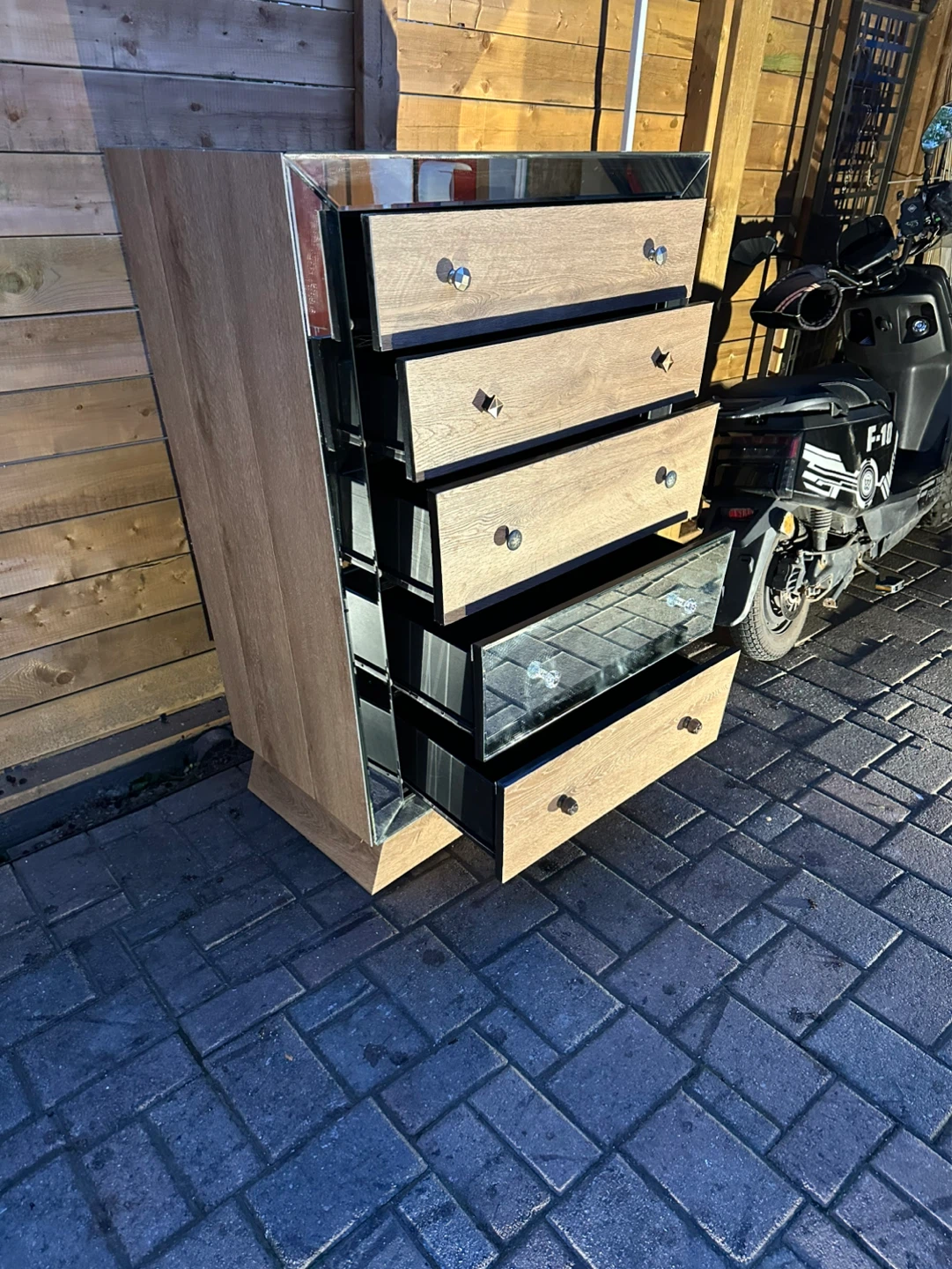 Mirrored 5‑Drawer Dresser with Unique Trapezoid Design - photo 2