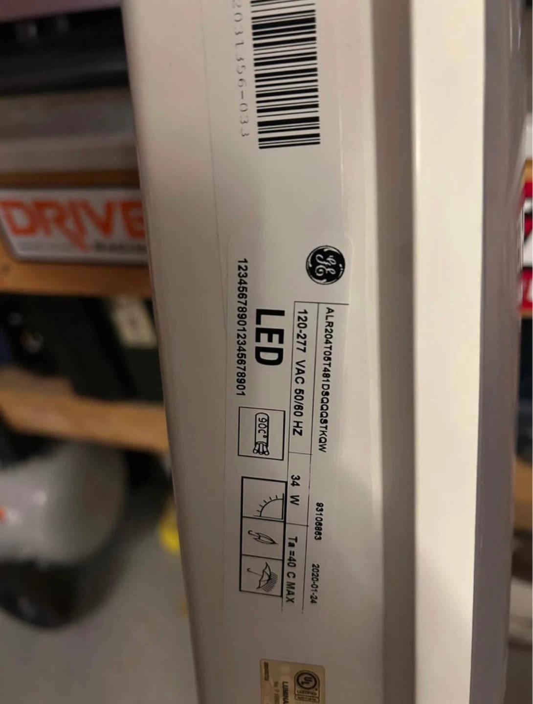 GE LED Fixture 120-277 VAC - photo 2
