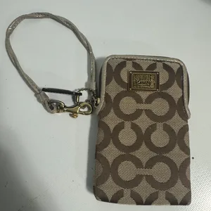 Coach Signature C Wristlet Pouch