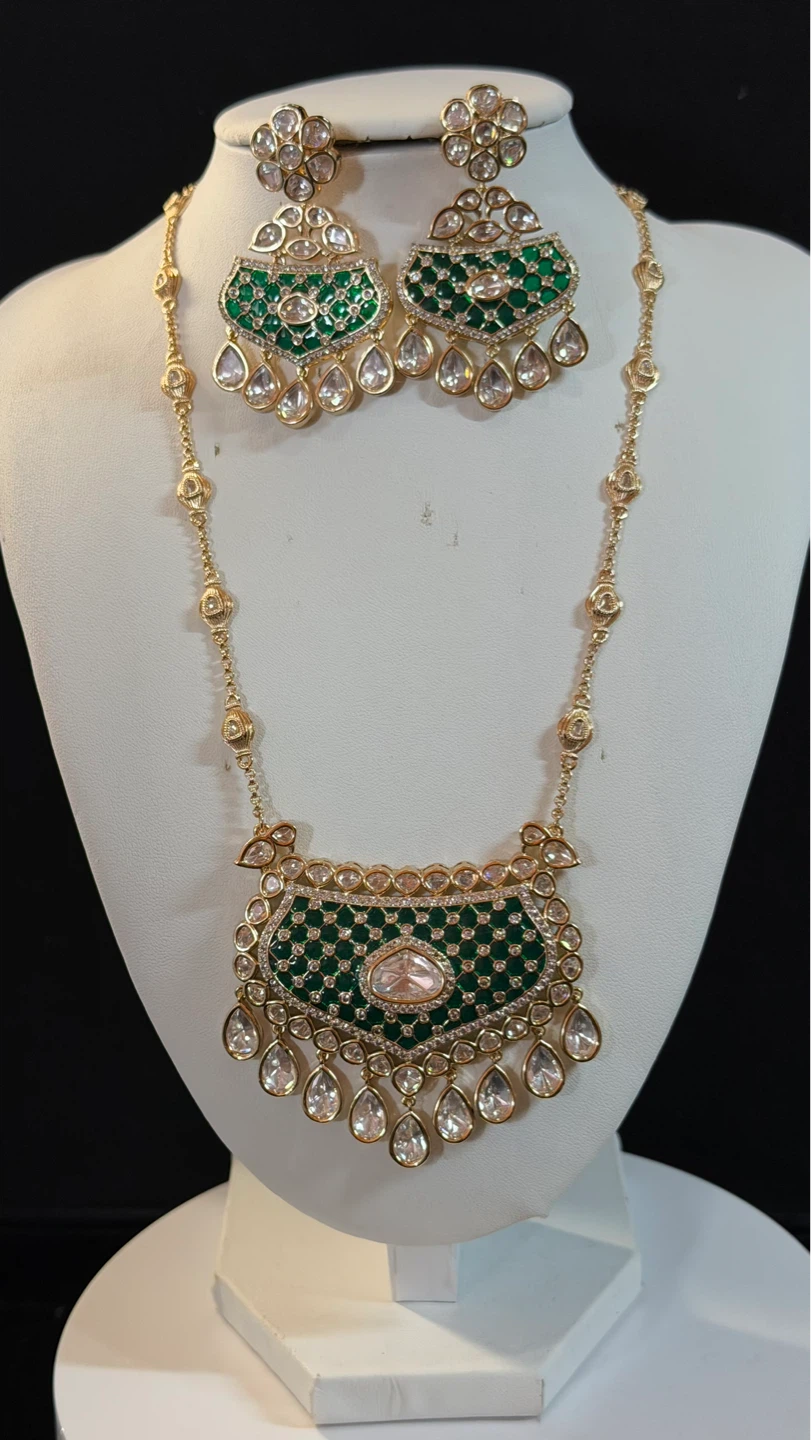 Green tayani necklace set