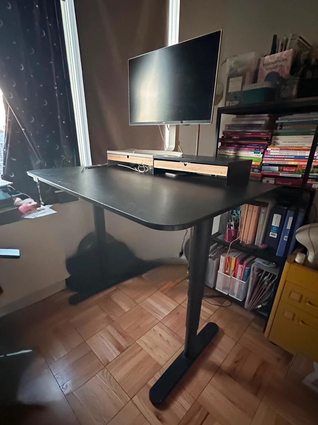 MOVING SALE - Adjustable height Bekant standing desk