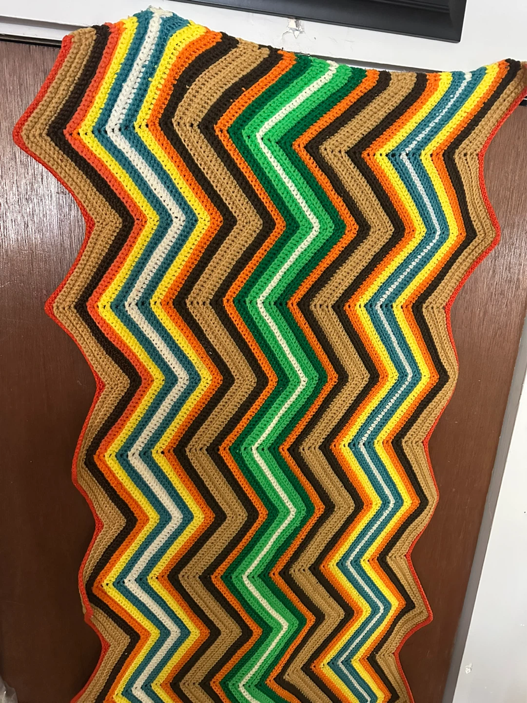 Hand made 1970s Crochet Chevron Afghan Blanket 84x28 - photo 2