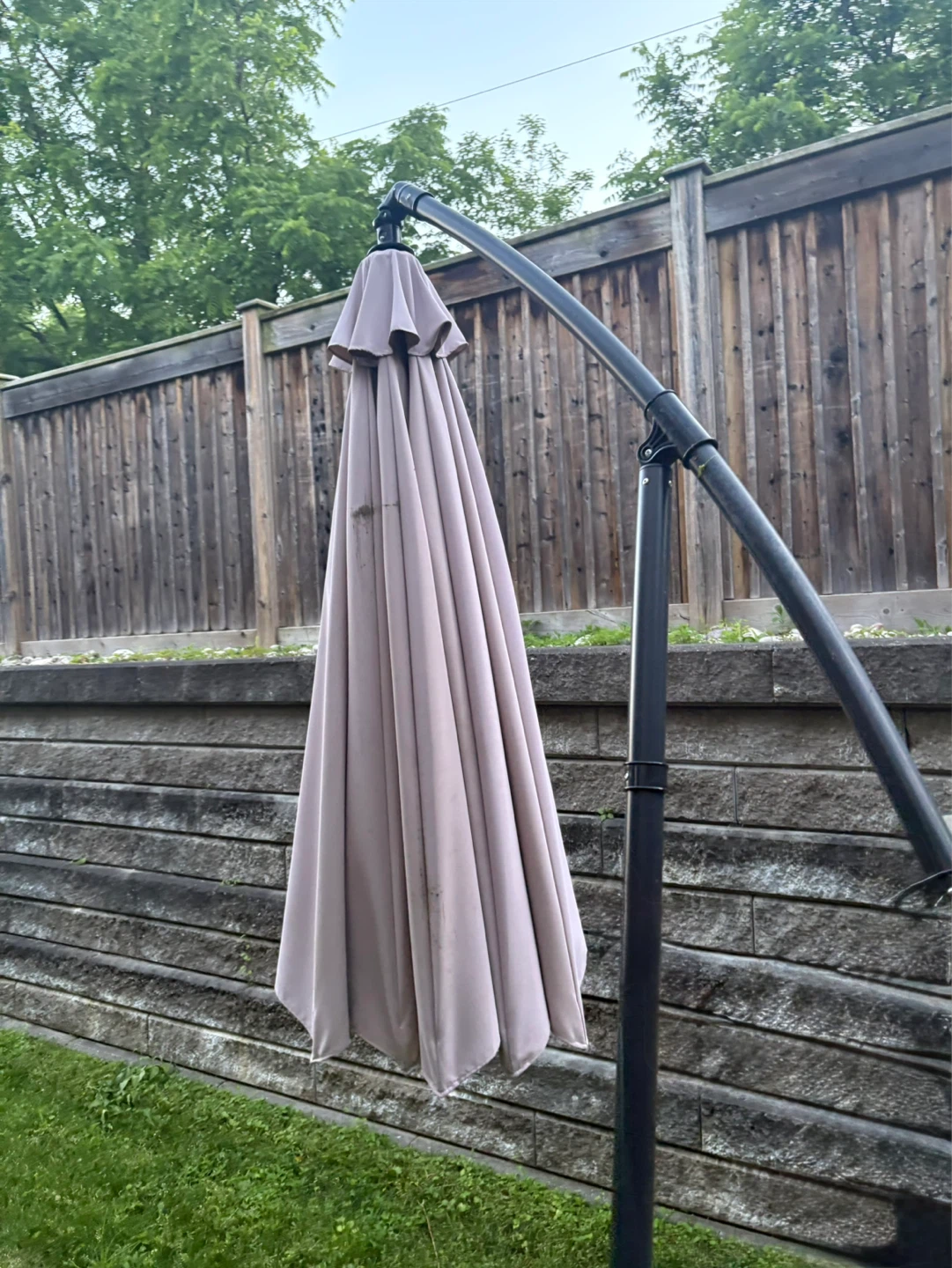 Yardlab 10FT Offset Patio Umbrella - photo 2
