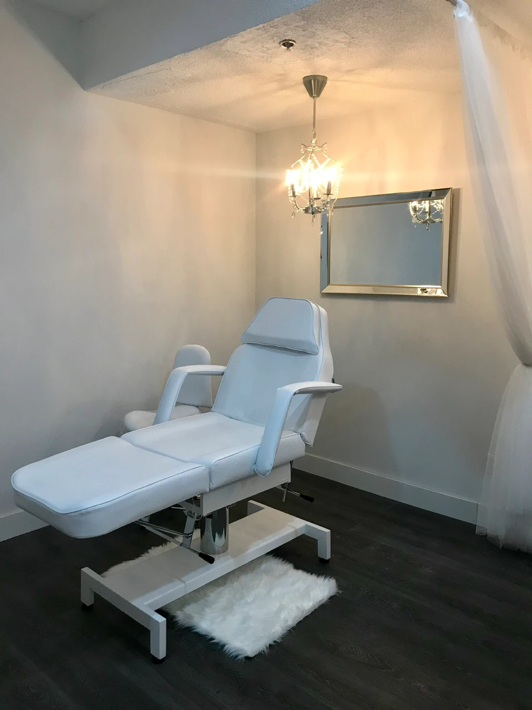 medical spa treatment chair