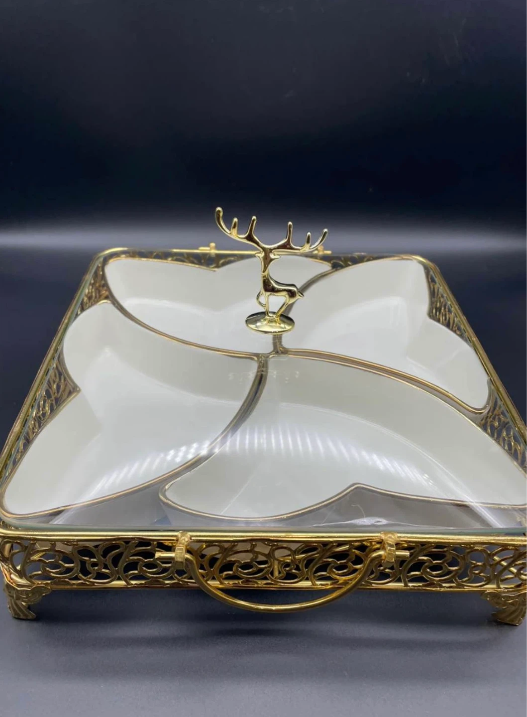 Set of 4 Serving Plates with Steel Stand