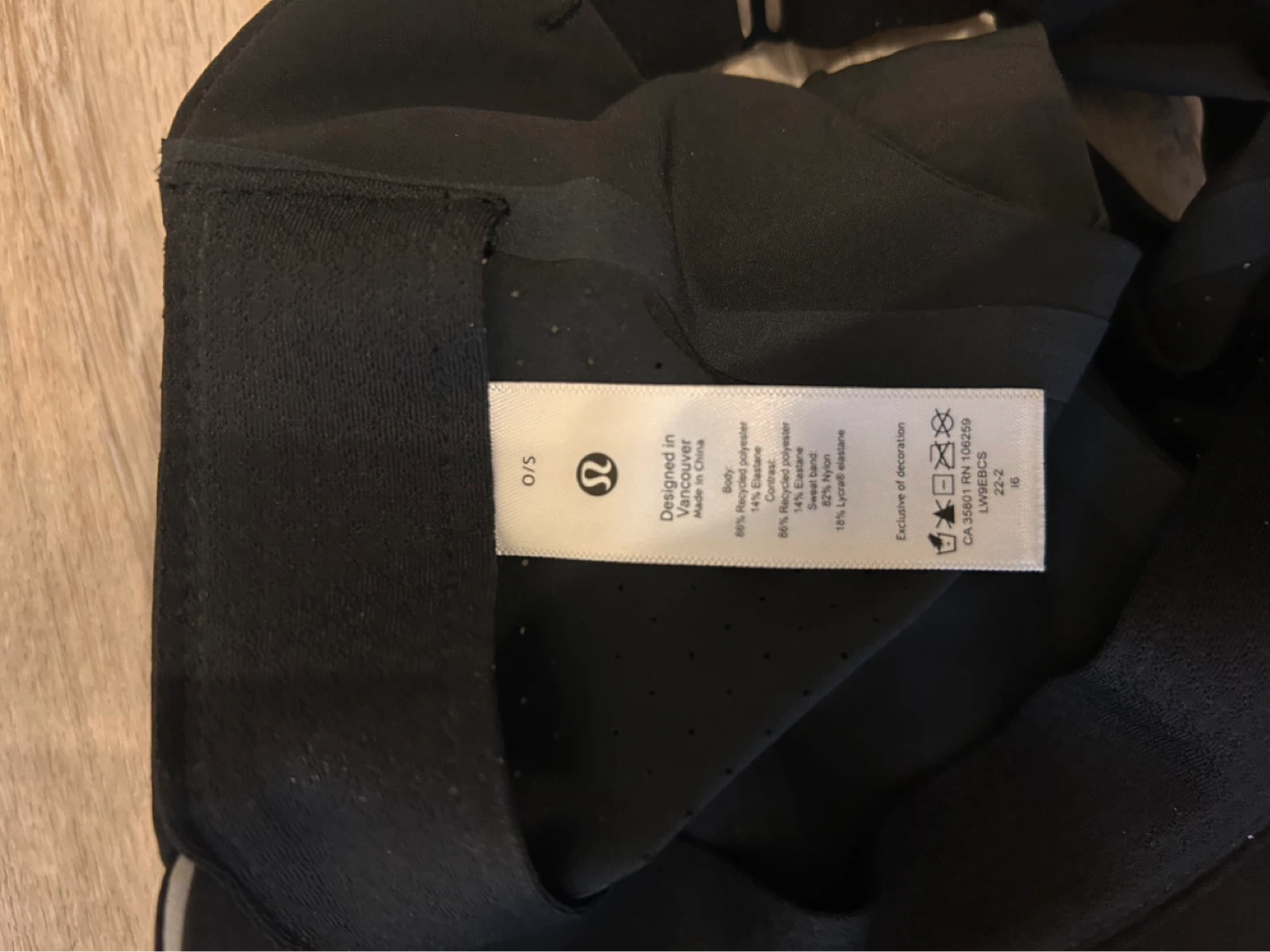 Two lululemon hats - photo 5