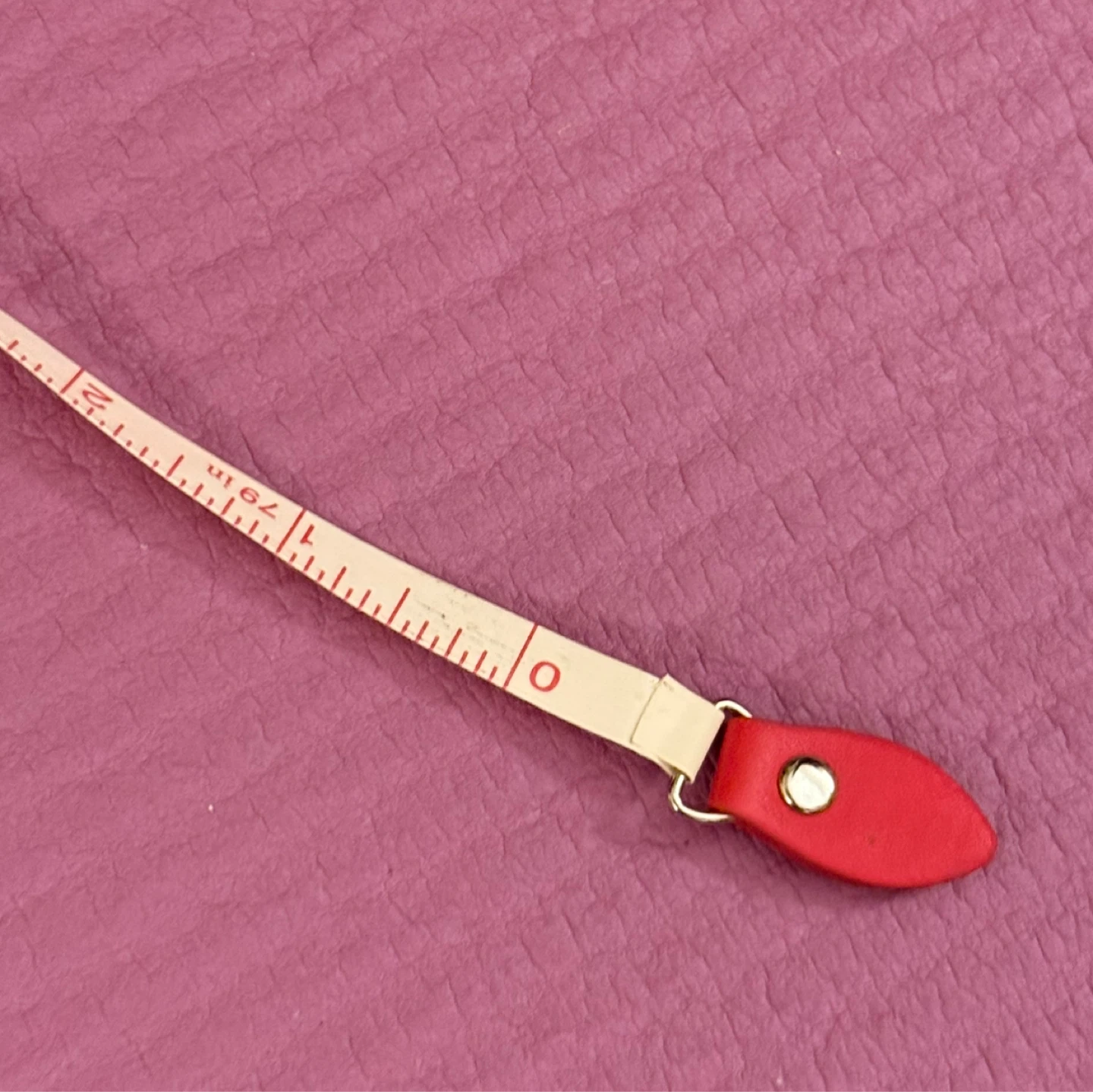 NEW⚽️Salamandre Keychain Measuring Tape - photo 3