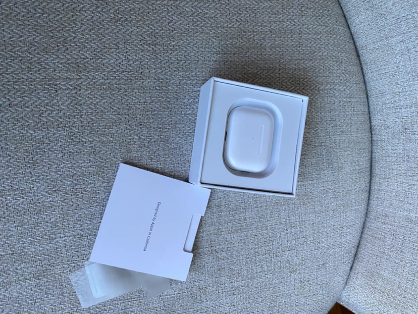 Apple AirPods Pro (2nd generation) - photo 5