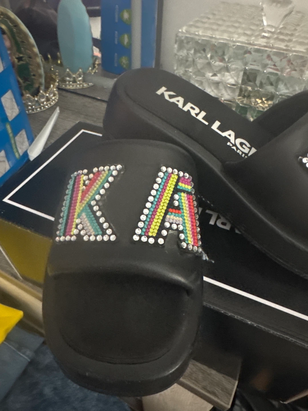 Karl Lagerfeld Paris Opal Slides Black/White US 7 M